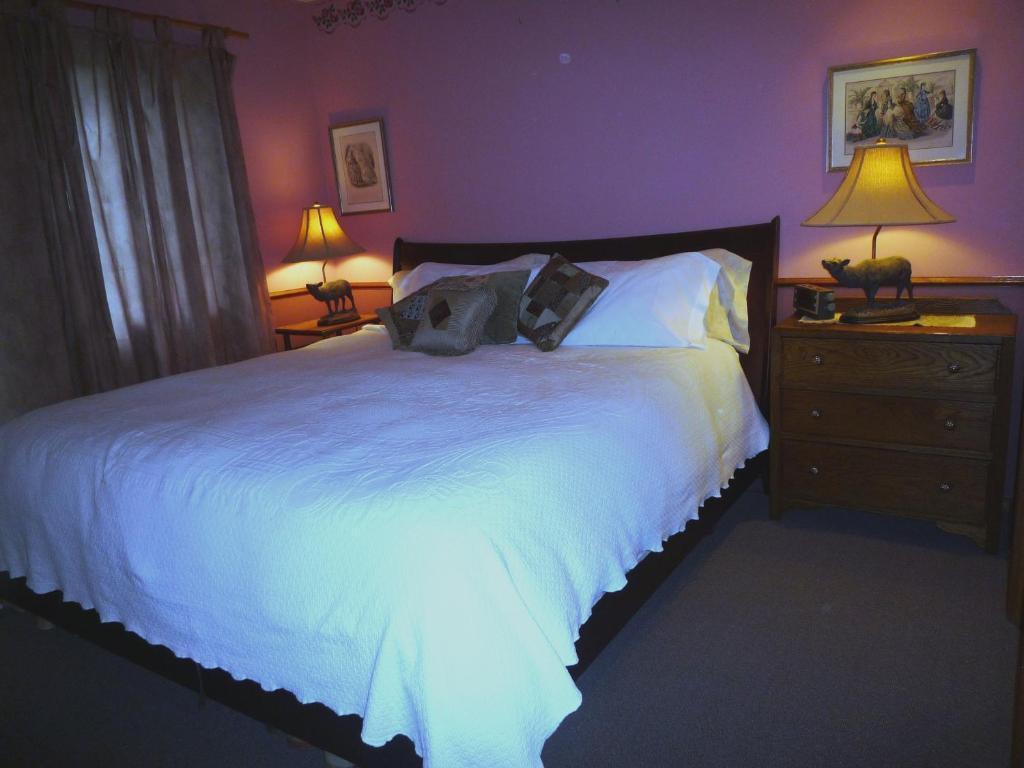 Inn At Clifftop Lane Bed And Breakfast Whistler Exterior foto